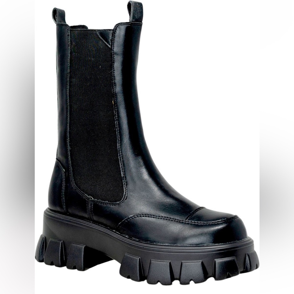 Chase and Chloe boots